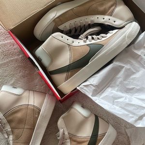 SOLD/ BRAND NEW Nike Blazers RARE COLOR